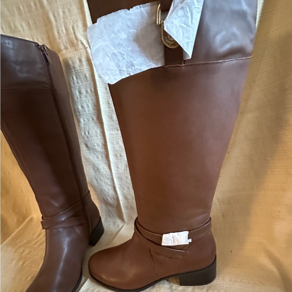 Giani Bernini Chocolate Wide-Calf Heeled Boots - Picture 4 of 6